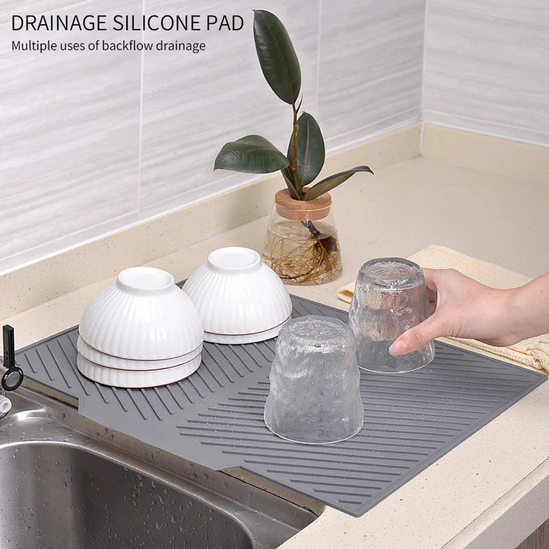 Silicone Dish Drying & Drain Mat – Non-Slip Heat-Resistant Kitchen Mat