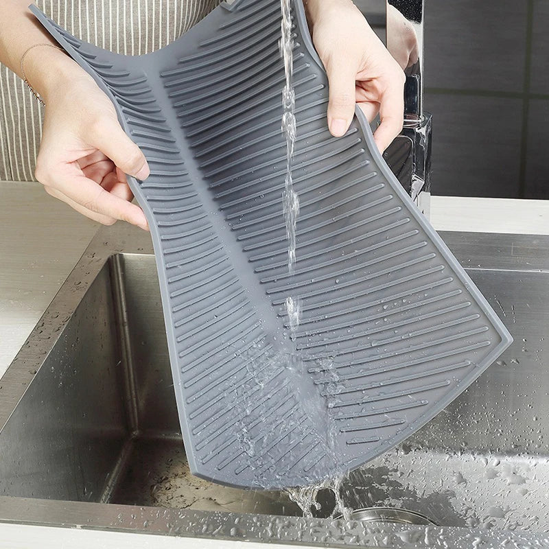 Silicone Dish Drying & Drain Mat – Non-Slip Heat-Resistant Kitchen Mat