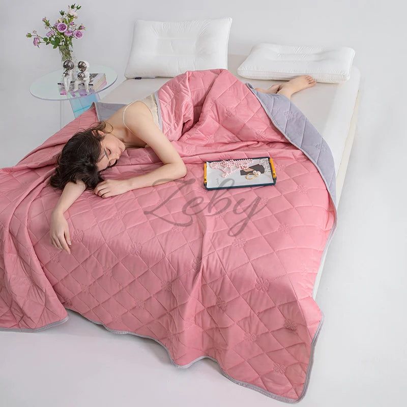 Cooling Blanket – Lightweight Breathable Summer Quilt (King/Queen)