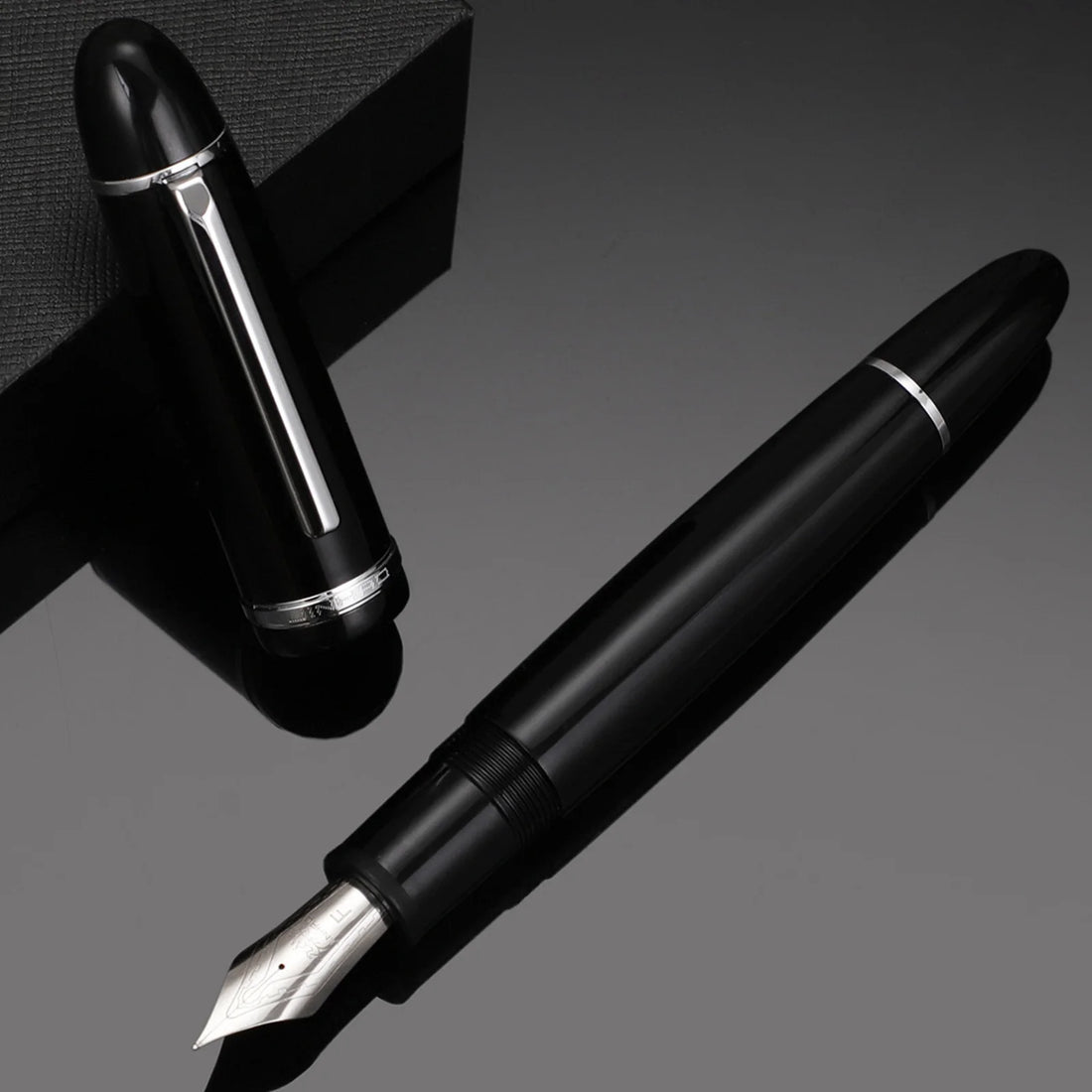 JinHao X159 Black Acrylic Fountain Pen – Fine Nib 0.5mm with Metal Clip