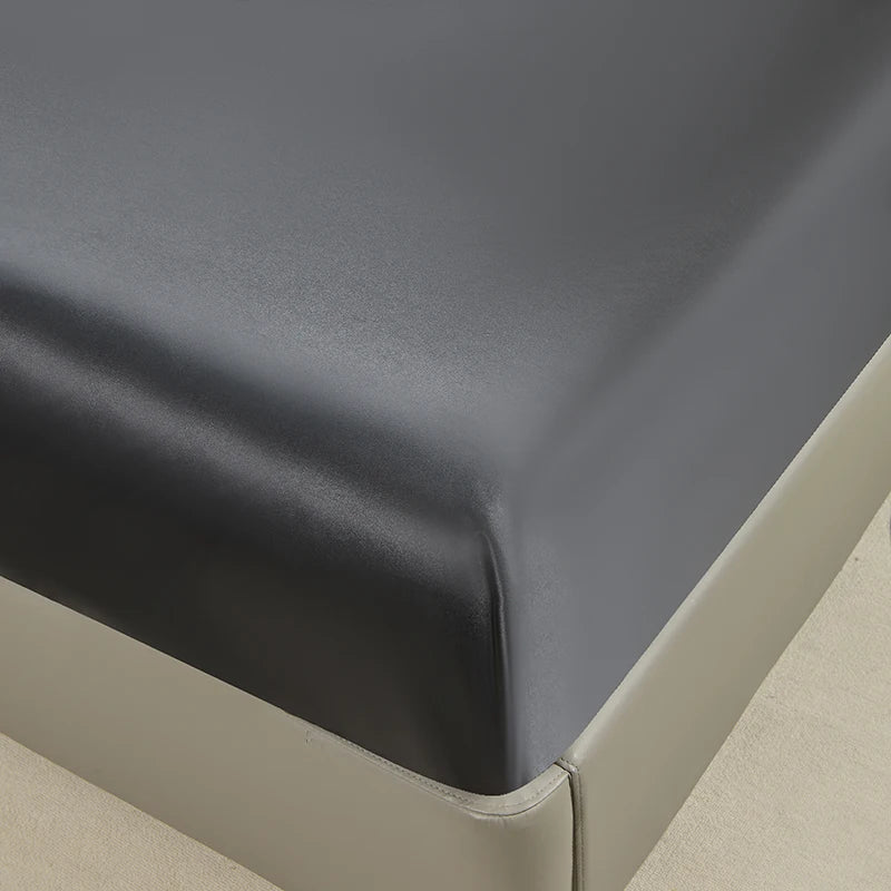 Waterproof Elastic Fitted Bed Sheet – Black/Gold/White