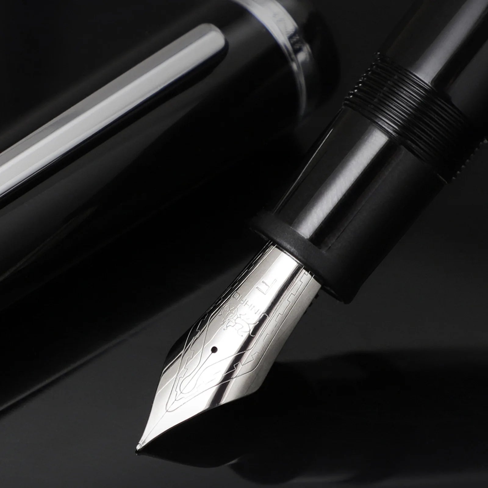 JinHao X159 Black Acrylic Fountain Pen – Fine Nib 0.5mm with Metal Clip