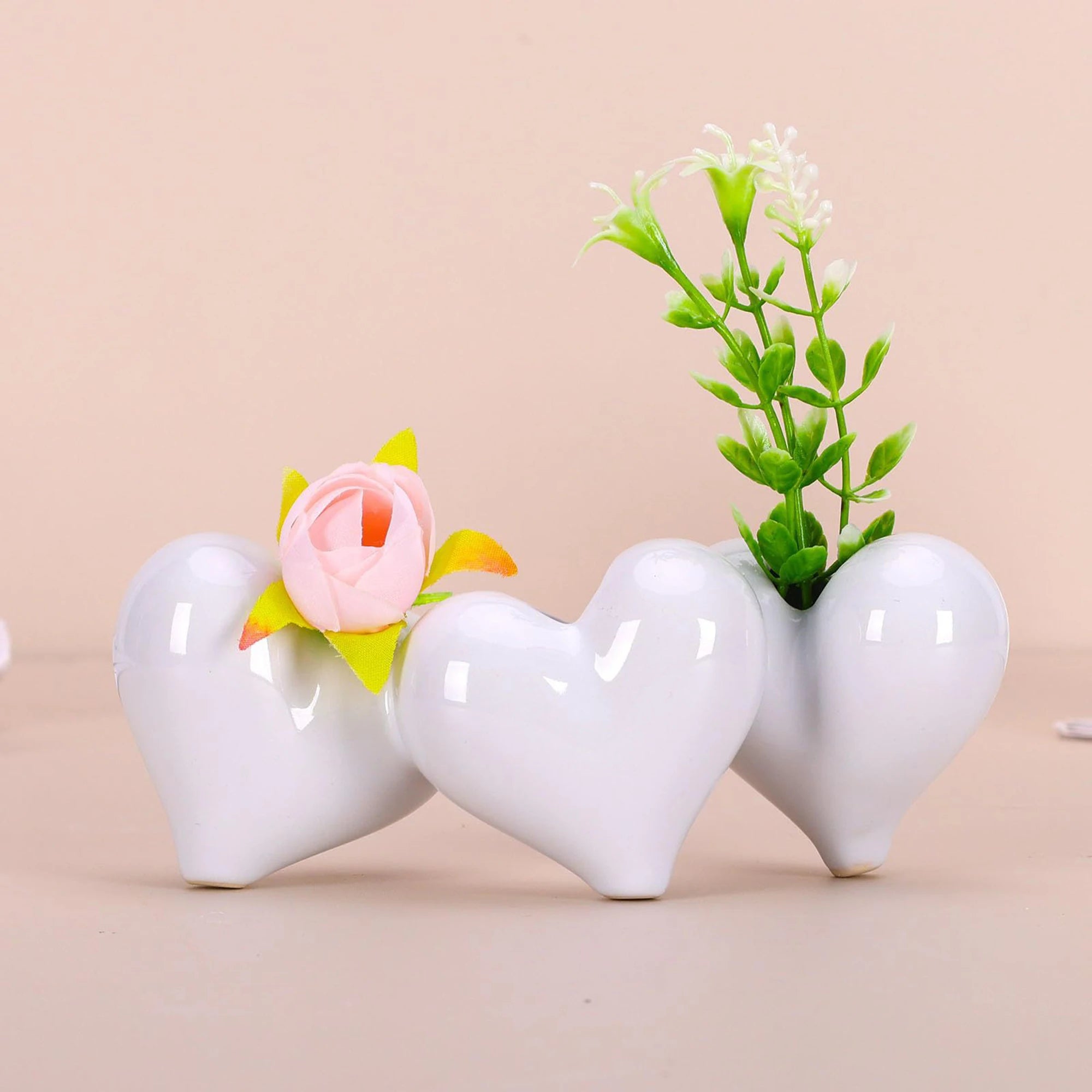 Heart-Shaped Ceramic Vase – Modern Boho Valentines Day Décor