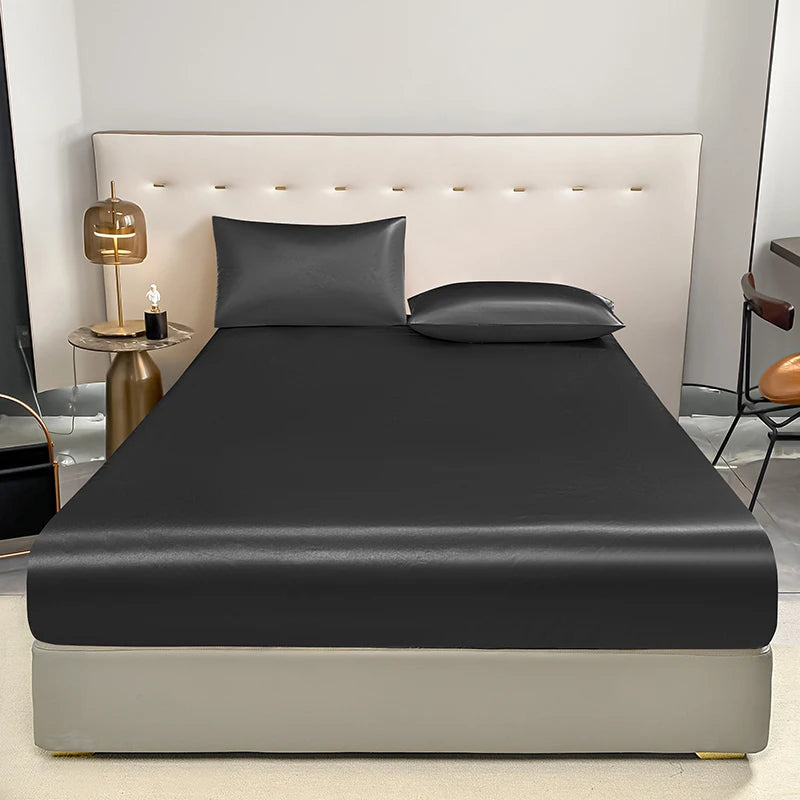 Waterproof Elastic Fitted Bed Sheet – Black/Gold/White