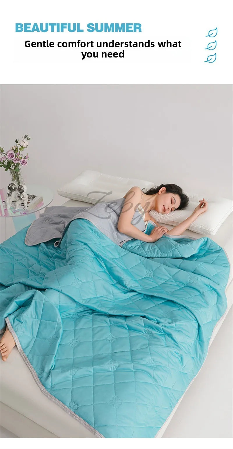 Cooling Blanket – Lightweight Breathable Summer Quilt (King/Queen)